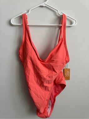 Kona Sol Coral V‑Neck One-Piece Swimsuit